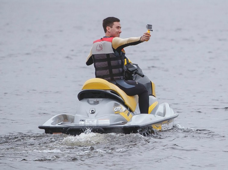 Экипировка для катания на гидроцикле