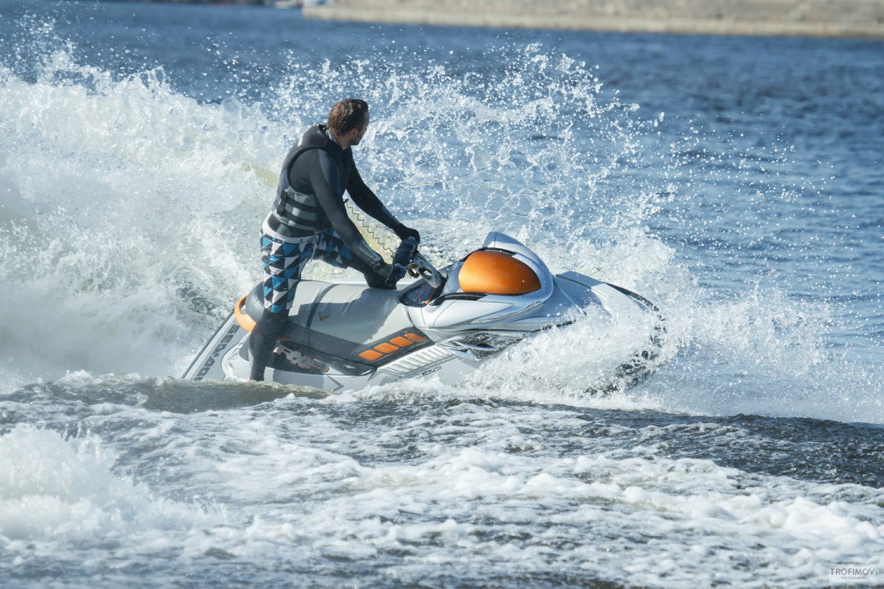Арена гидроциклов в Санкт-Петербурге